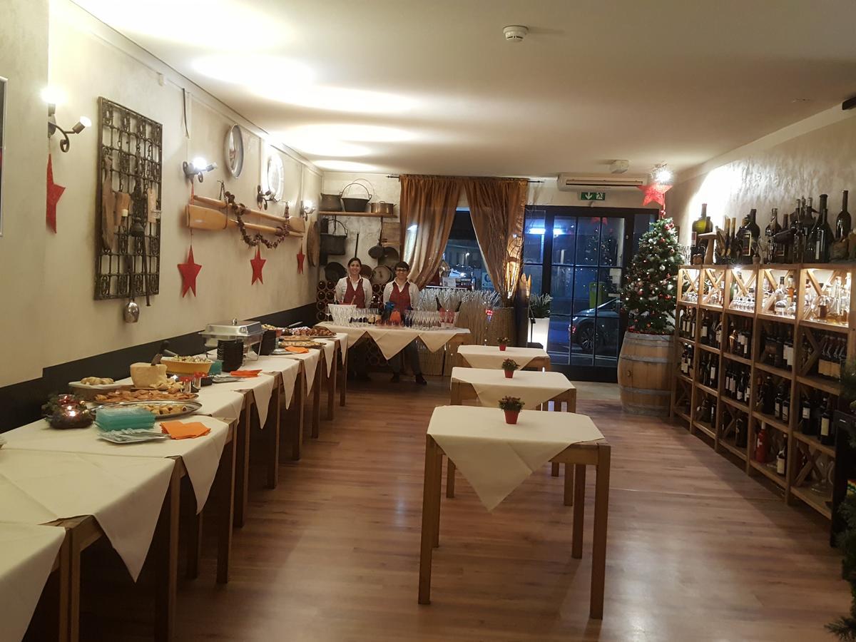 Hotel Bahnhof Haus Chiasso Eksteriør billede